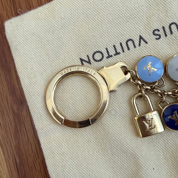Louis Vuitton Gold and Blue Charm Keyring - Picture 4 of 7